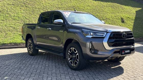 TOYOTA HILUX 2.8 D-4D TURBO DIESEL CD SRX 4X4 AUTOMÁTICO